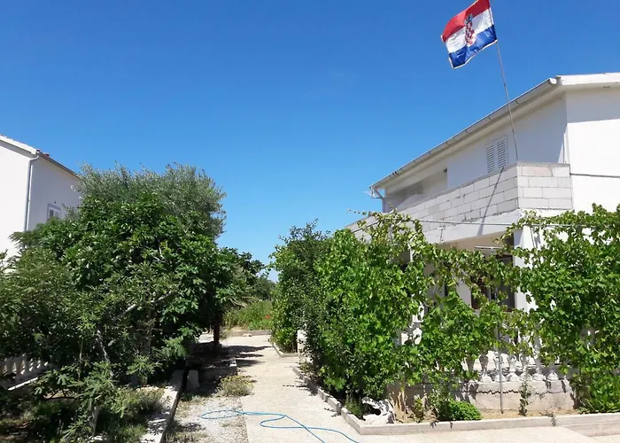 Oaza 아파트 Ražanac