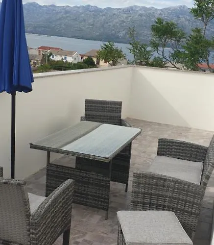 아파트 Oaza Ražanac